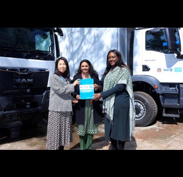 Ms Jee Hyun Rah, UNICEF Deputy Representative (left) and Ms Temidayo Ogunrinu, Senior Country Manager for Nepal, Gavi (right) with Dr Sangeeta Kaushal Mishra, Director General, Department of Health Services (centre), during the handover ceremony on Friday. © UNICEF Nepal/2024/LNgakhusi 
