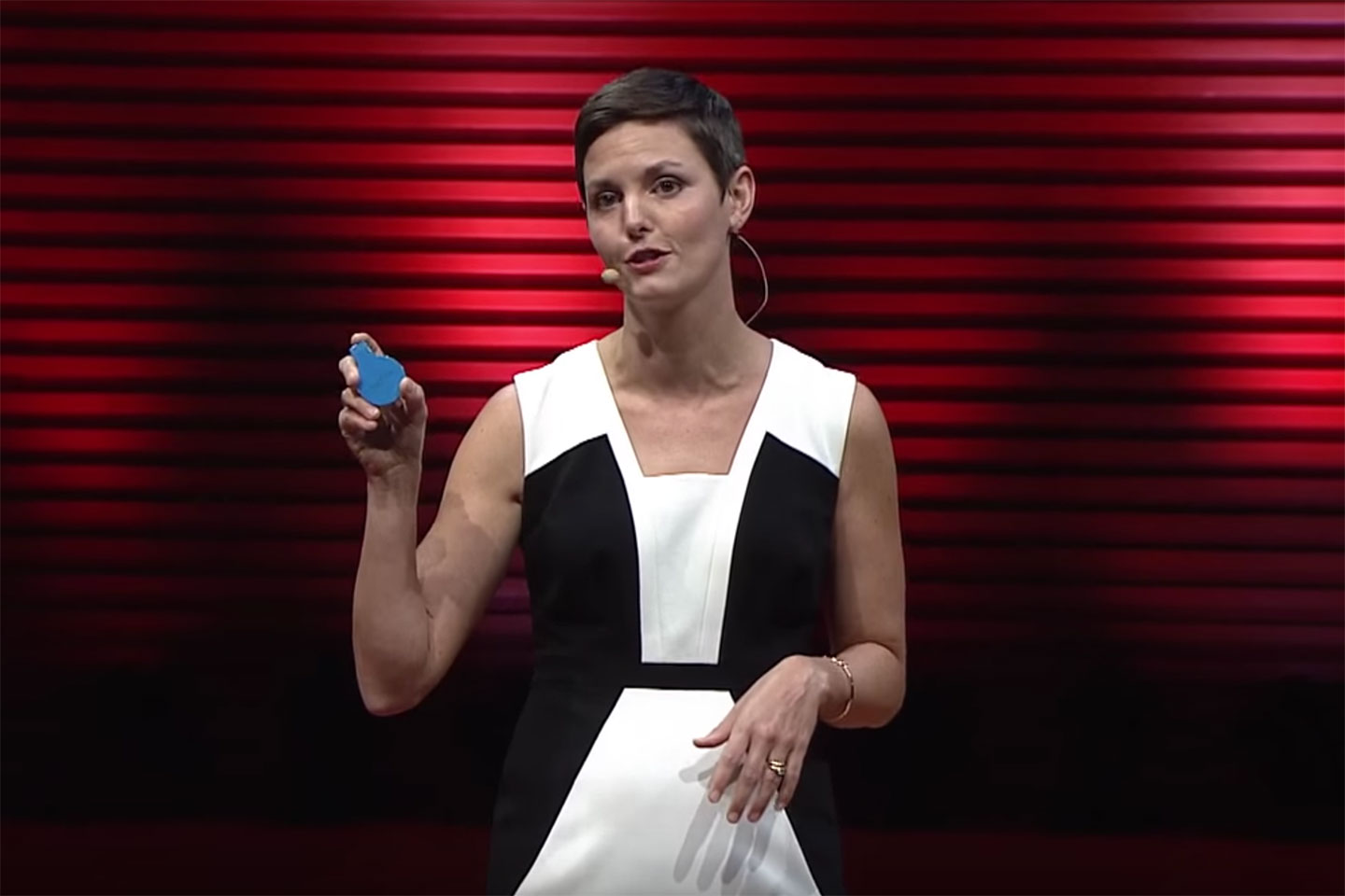 Fighting drug resistant infections with your breath by Audrey Odom John
