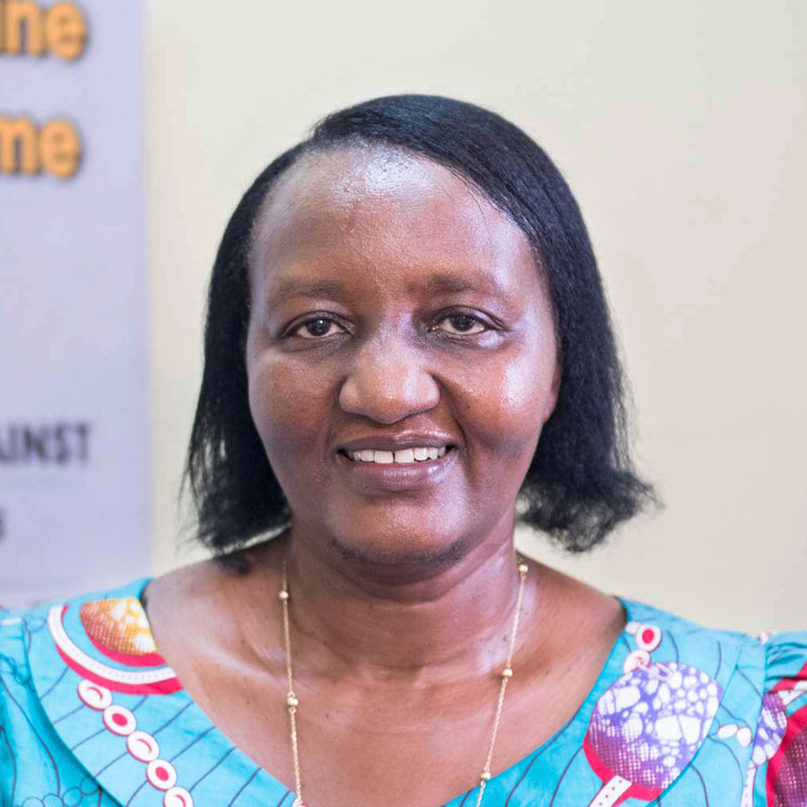 La directrice du PEV (Programme Élargi de Vaccination), le Dr Dafrossa Lyimo a joué un rôle central dans la conception du projet EIR. Crédit photo: Gavi/2018/Hervé Lequeux.