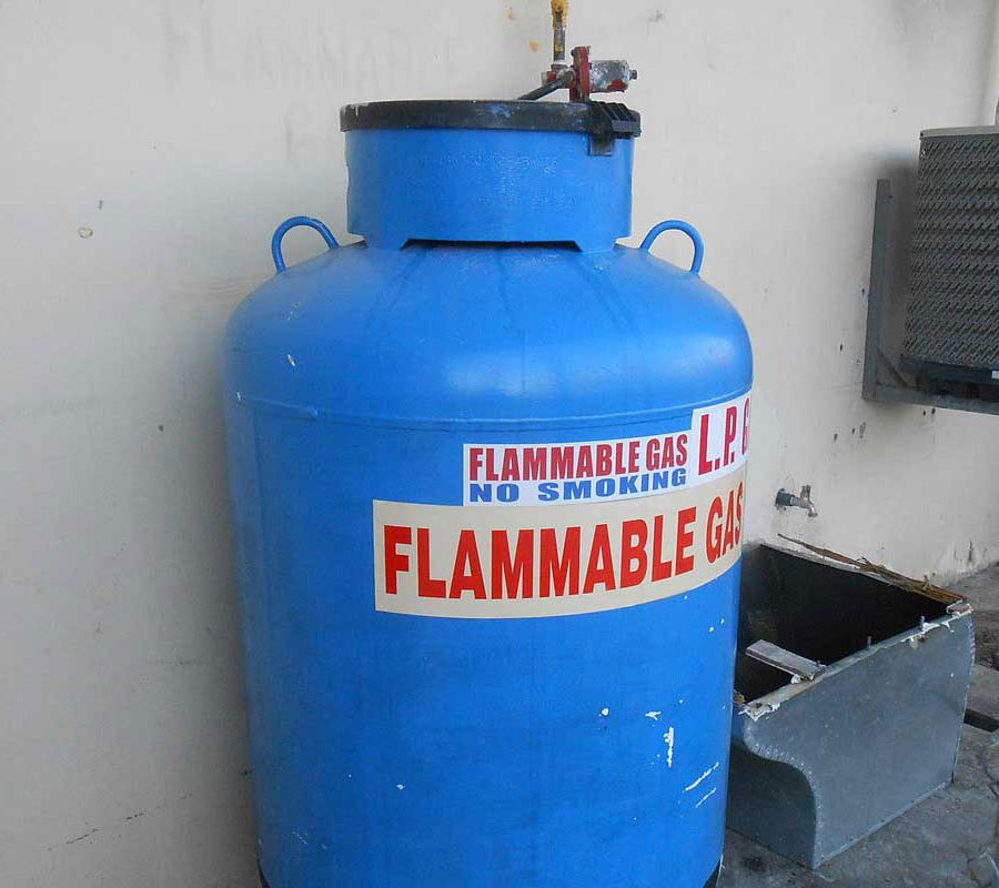 Propane cylinder to power gas fridges