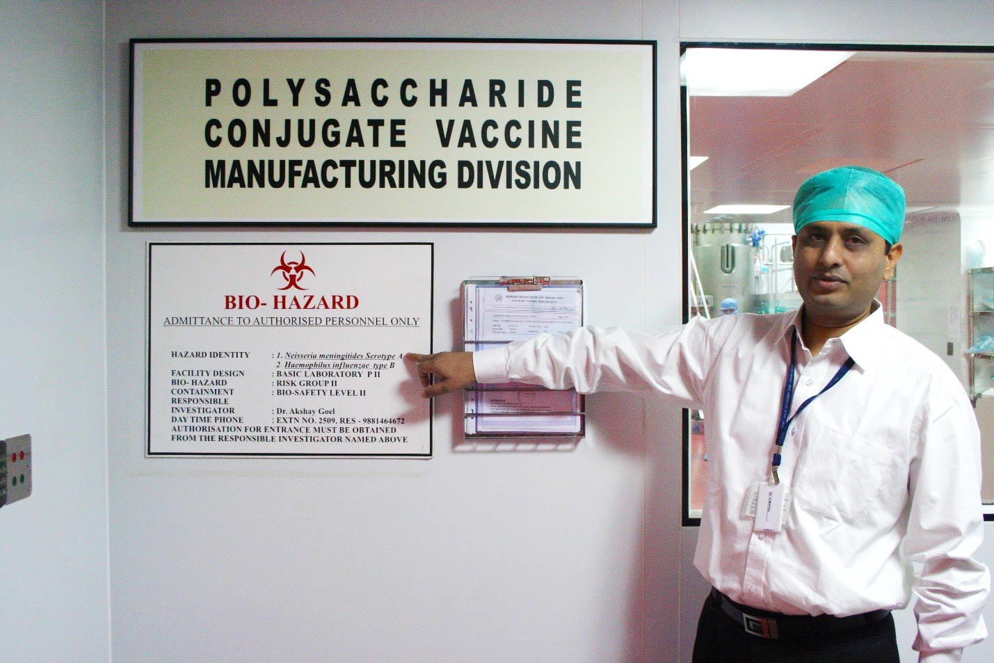Lab technician at a vaccine laboratory. Photo: PATH/Satvir Malhotra.