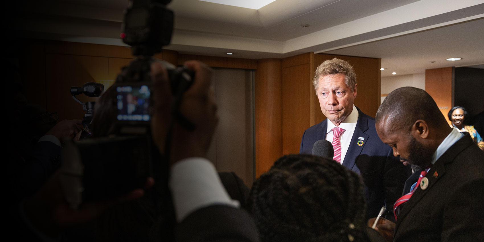 Gavi/2019/Isaac Griberg- Gavi CEO, Dr Seth Berkley, interviewed by media following a meeting with H.E. President Joao Lourenco, President of Angola, on the occasion of the 7th Tokyo International Conference on African Development (TICAD) in Yokohama
