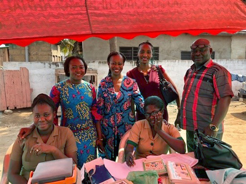 groupe shot of health care providers
