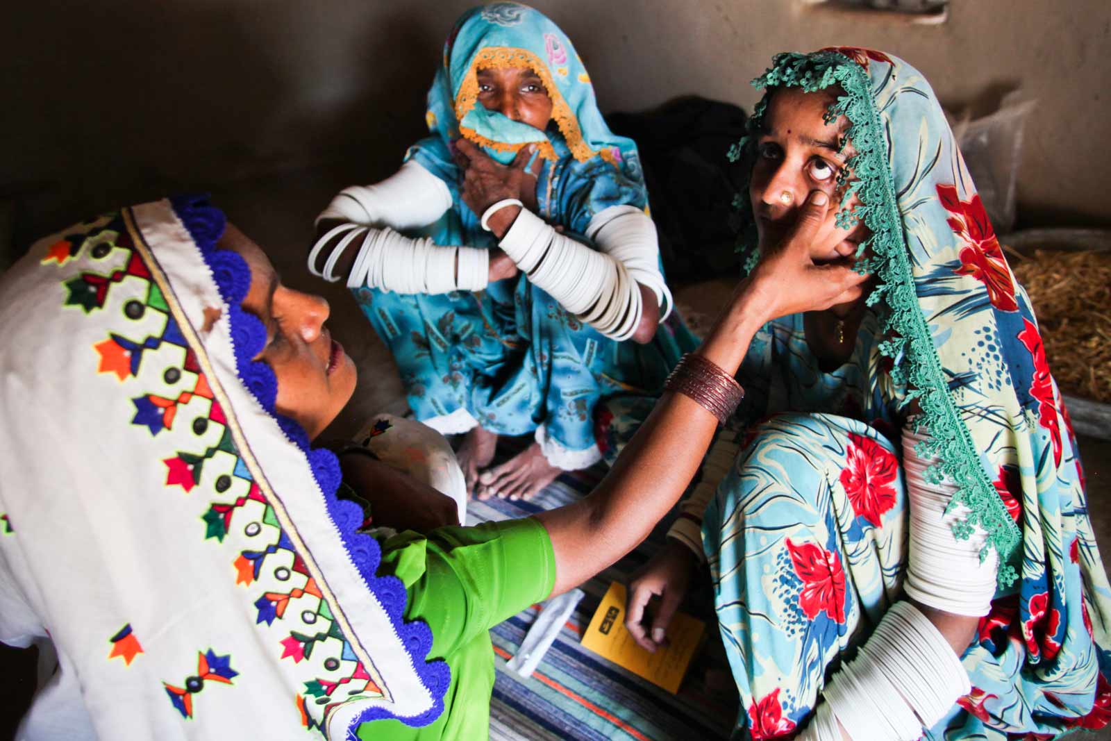  During one of her visits, Bai examines Kavita Kumari, 24 years-old and six months pregnant, for anaemia, before administering a tetanus vaccine. Kumari admits she has not been taking folic acid – routinely prescribed for pregnant women – because she ran out of capsules. Bai promises to bring her some on a subsequent visit.