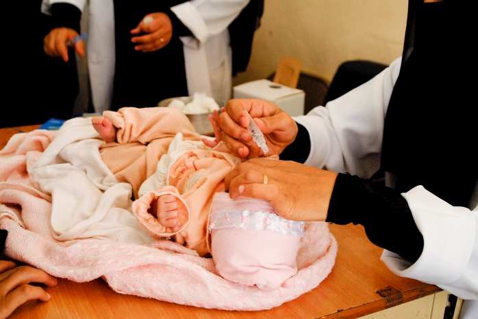Les vaccins ne pourraient atteindre les enfants sans le travail fondamental des ministères de la santé dans les pays éligibles au soutien de GAVI. Par un accroissement rapide des efforts de vaccination, l'Alliance GAVI et ses partenaires peuvent améliorer la santé des enfants et protéger des millions de vies.