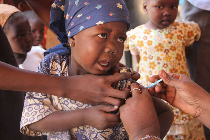Three-year old Melomegoto receives her immunisation shot at the Am Toukoui Health Centre in N’Djamena. GAVI has allocated US$ 370.4 million to ensure that the vaccine reaches as many as 500 million people such as Melomegoto who live in the “meningitis belt”. 