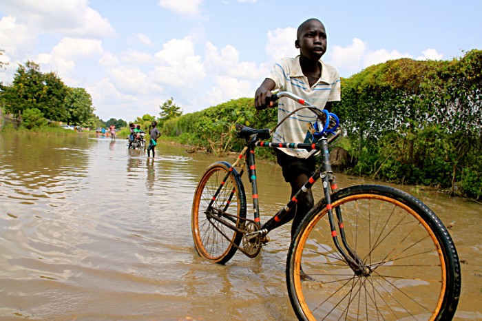 It’s hard to reach medical care in case of emergencies, and people have to walk to remote health centres to get even basic services such as vaccinations or ante-natal information. The same rainy season that leaves roads impassable also brings increased levels of disease, especially malaria.  