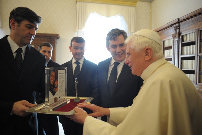 Former UK Premier Gordon Brown, who helped pioneer IFFIm, visits Pope Benedict XVI to commemorate the Vatican’s purchase of the first vaccine bond in 2006. IFFIm has raised US$ 3.2 billion in bond sales in the UK, Japan and Australia.