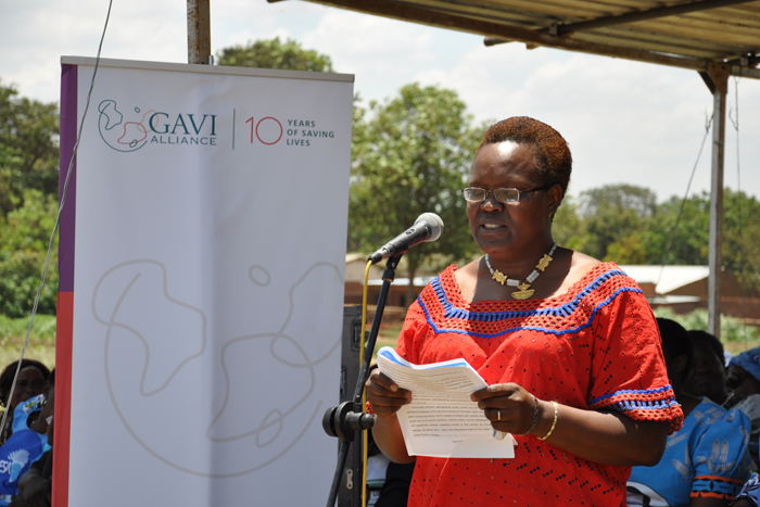 At the launch of pneumococcal vaccines in Malawi on World Pneumonia Day, 12 November 2011, Dr. Jane Muita, Deputy Representative of UNICEF, a key GAVI Alliance partner, makes a presentation on behalf of the Alliance.