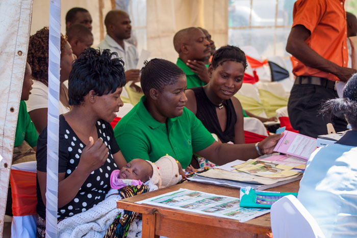 Three mothers review brochures from the Programme for the Awareness and Elimination of Diarrhoea (PAED) about the correct use of Oral Rehydration Salts (ORS) and zinc. Zambia conducted a pilot introduction of rotavirus vaccines in Lusaka province in 2012 through PAED.