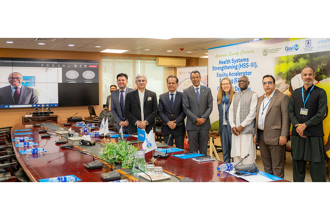 The signing ceremony of two Tripartite Agreements for Health System Strengthening and Equity-Based Coverage by the Health Ministry of National Health Services, Regulations &amp; Coordination Islamabad, UNICEF Pakistan and Gavi. Credit: UNICEF Pakistan