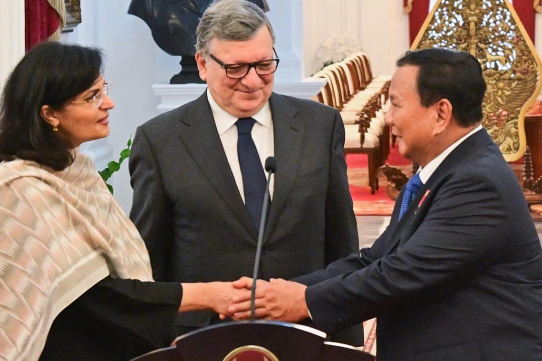 Dr Sania Nishtar, Prof José Manuel Barroso and President Prabowo Subianto meeting on 6 December 2024. Credit: Rusman – Press Bureau of the Presidential Secretariat