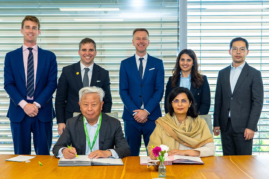 AIIB and Gavi signing the partnership agreement in Geneva. Gavi/2025 