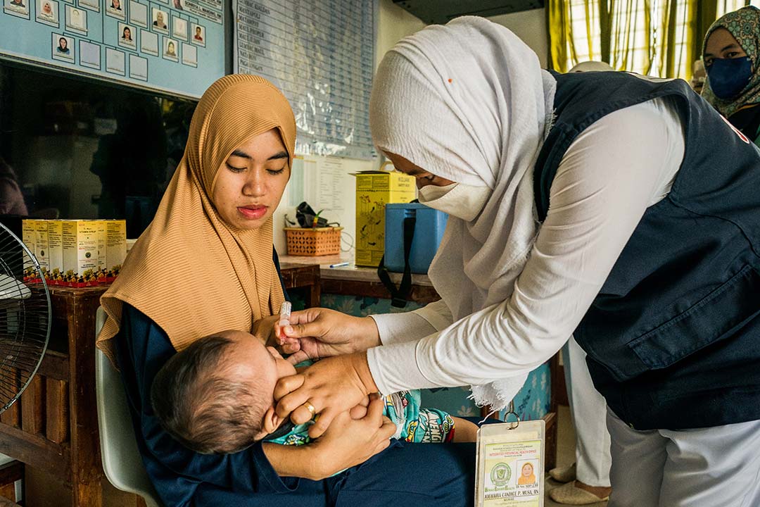 Childhood vaccination. © UNICEF/U.S. CDC/Unique Identifier/Martin San Diego