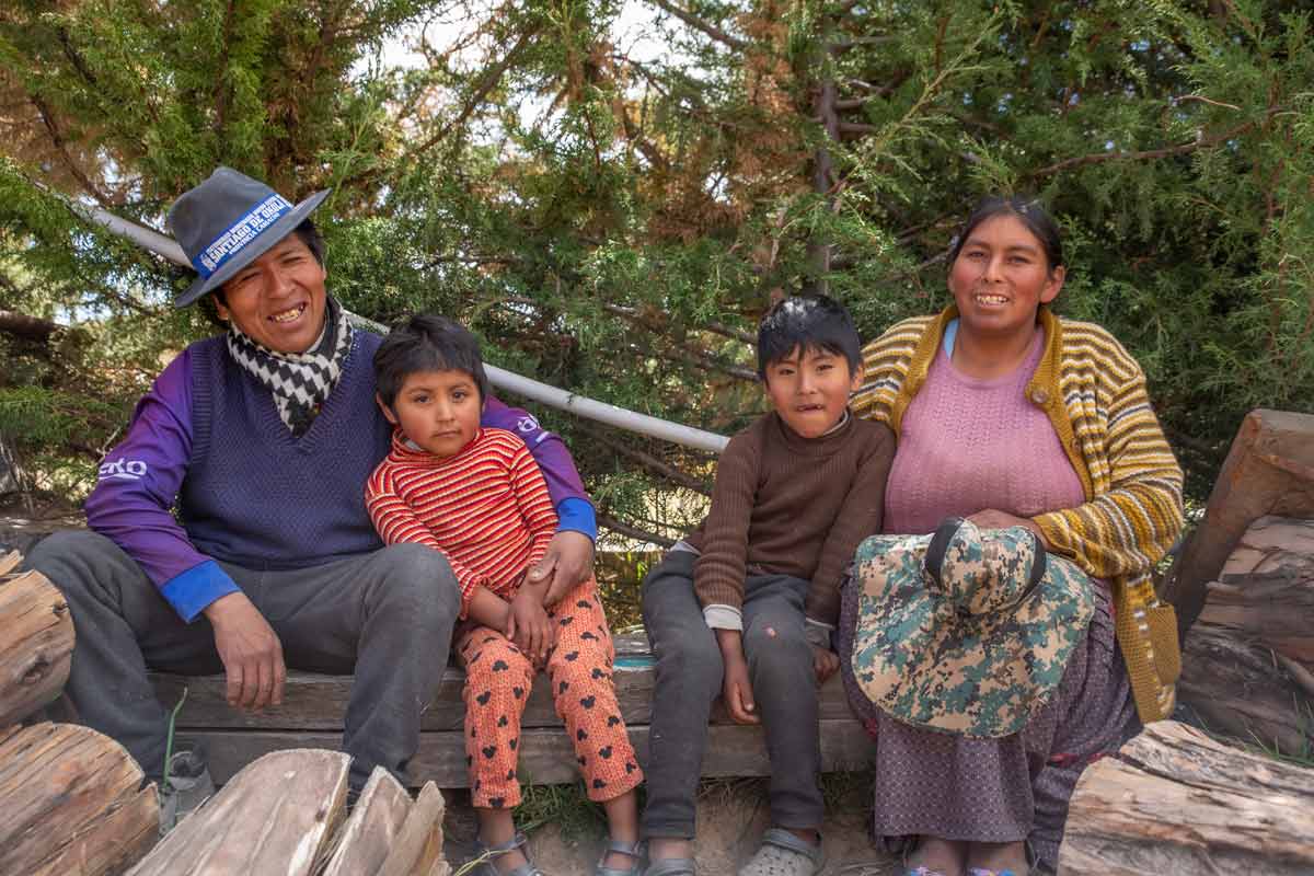 A family in Bolivia. Credit: Gavi/2023/Sara Aliaga Ticona