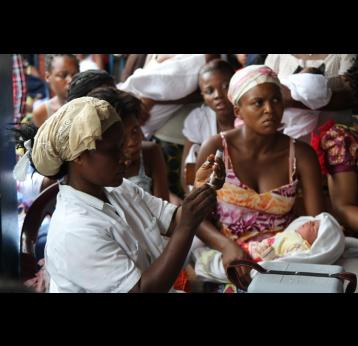 Seth Berkley visits DR Congo to view progress on immunisation
