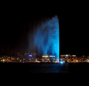 Geneva marks World Pneumonia Day by turning landmark fountain blue