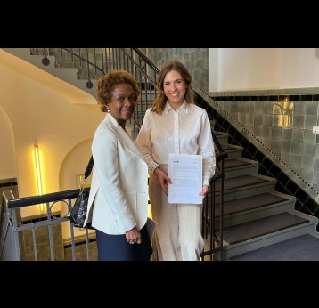 Victoria Grandsoult, Managing Director, Virchow Foundation for Global Health (right) and Marie-Ange Saraka-Yao, Managing Director of Resource Mobilisation, Private Sector Partnerships &amp; Innovative Finance at Gavi, the Vaccine Alliance (left)