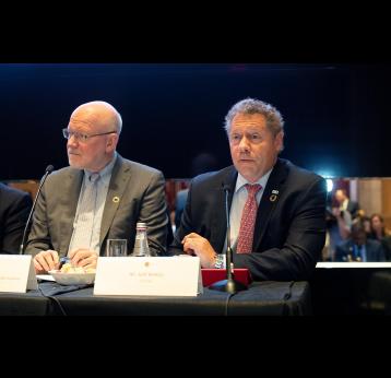 Gavi CEO Dr Seth Berkley moderating the panel on ‘Averting Future Disease Outbreaks’, Chaired by Reem bint Ebrahim Al Hashimy, UAE Minister of State for International Cooperation, at the 73rd UNGA. Credit: Gavi/2018/Karen Haberberg.