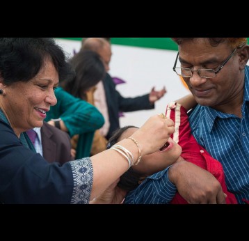 Gavi, the Vaccine Alliance Deputy CEO Anuradha Gupta gives OCV drops to a child at the launch of the December 2019 vaccination campaign in Cox's Bazar, Bangladesh. Photo by: Isaac Griberg / Gavi