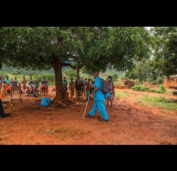 A polio vaccination session takes place in Mozambique. Credit: WHO AFRO