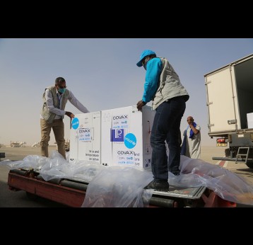 69,600 doses of COVID-19 vaccine received on 14 April 2021 in Mauritania as part of the COVAX initiative. © UNICEF/UN0440260/Pouget