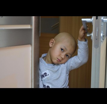 A little boy in one of the hospitals in Tashkent. Credit: Umida Maniyazova