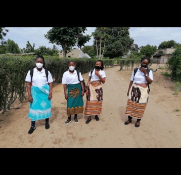 Mozambique HPV vaccine peer educators. Credit: Population Services International