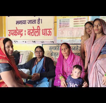 Vaccine session at a local centre. Credit: Shuriah Niazi