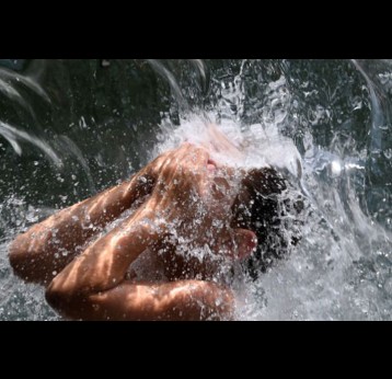 Extreme heat can become lethal quickly. A young man cools off at Washington, D.C.’s Yards Park during a heat wave in 2021. Credit: Olivier Douliery/AFP via Getty Images