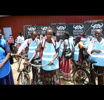 Community Health Promoters from Busia County pose with their bicycles. Credit: Living Goods