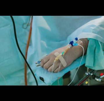 A patient undergoing infusion therapy. Treatment failure can happen when a disease adapts to become resistant to antibiotics. (Unsplash/Olga Kononenko)
