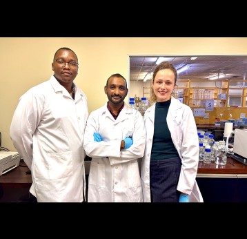 Left to right: Dr Ofentse Matlhabe, Dr Kubendran Naidoo, Dr Rebecca van Dorsten. Picture supplied.