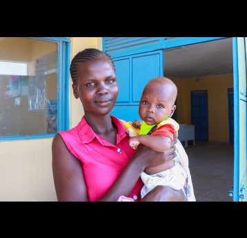 A mother and baby at an immunisation session in Kakuma, Kenya.