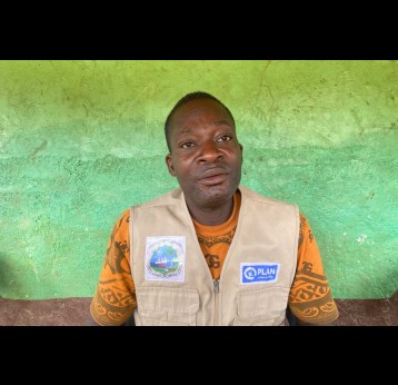 Alphonso N. Dokpo, community health assistant, Liberia. Credit: Tina S. Mehnpaine.