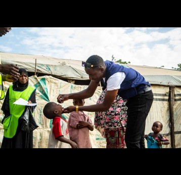Dr. Mabout and ALFASANED team bring vaccines to displaced families in Cameroon’s Far North, turning prevention into protection. Credit:  Akem Nkwain
