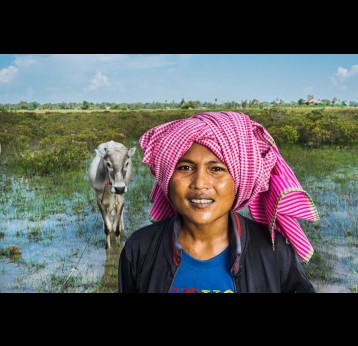 A farmer near Pursat, Cambodia. International organizations are developing solutions to protect people and animals from infectious disease in a highly interconnected world. Image: WHO / Yoshi Shimizu