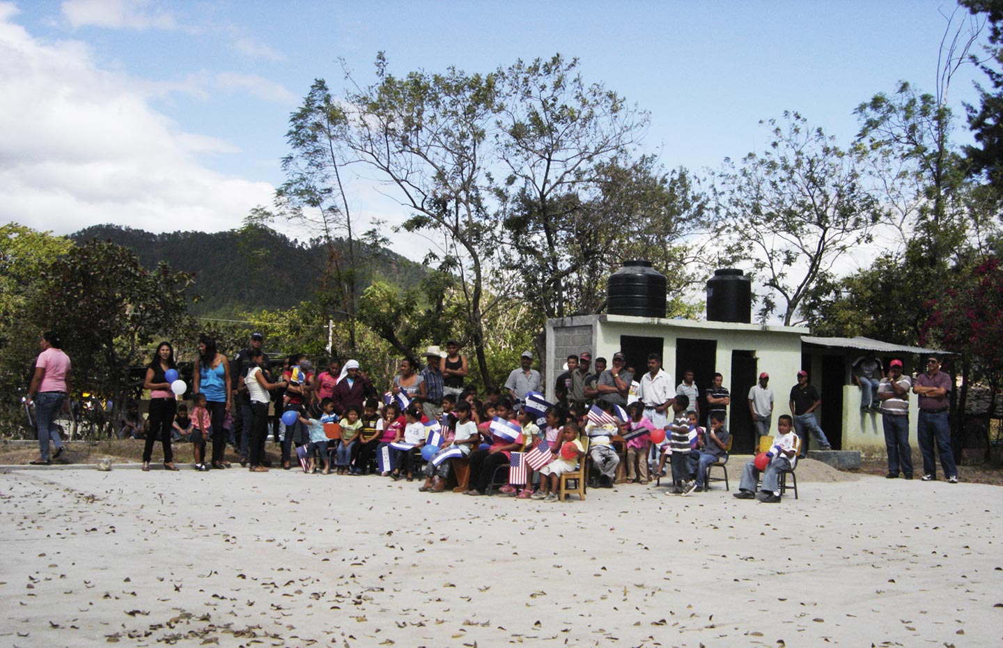 honduras community centre - Credit/2004/Leila Nimatallah