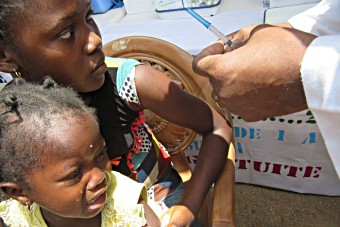 Central African Republic, children vaccinated against meningitis A.