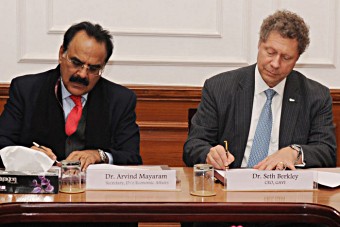 India to contribute US$ 4 million to GAVI