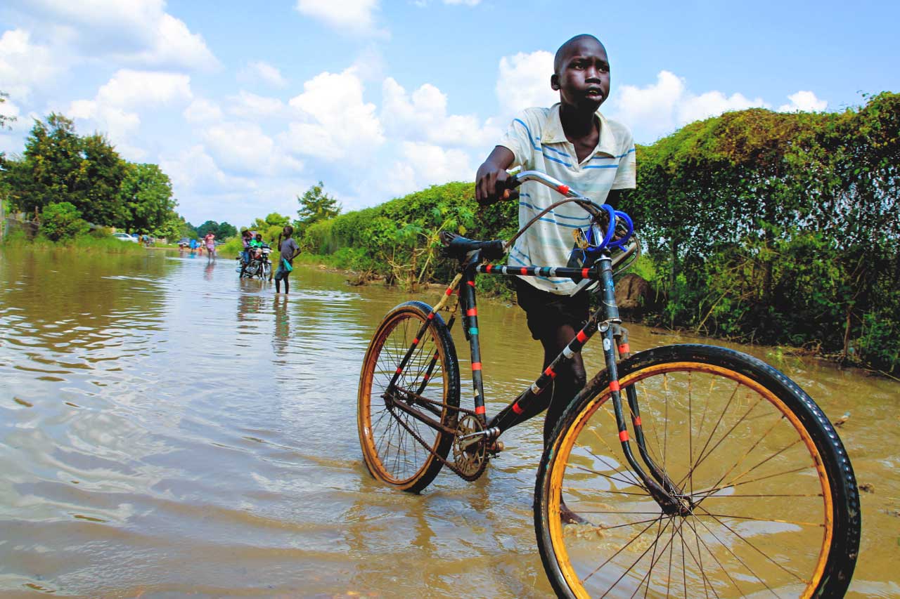 RS10128_GAVI_Gallery_Flooded_Road_h2.jpg RS10128_GAVI_Gallery_Flooded_Road_h2.jpg