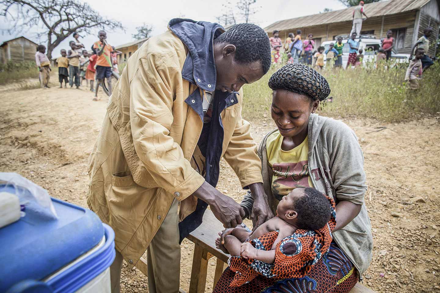 The Republic of Congo takes measures with improving child health by introducing the pneumococcal vaccine, which protects children against one of the leading causes of pneumonia. Gavi/2013/Evelyn Hockstein
