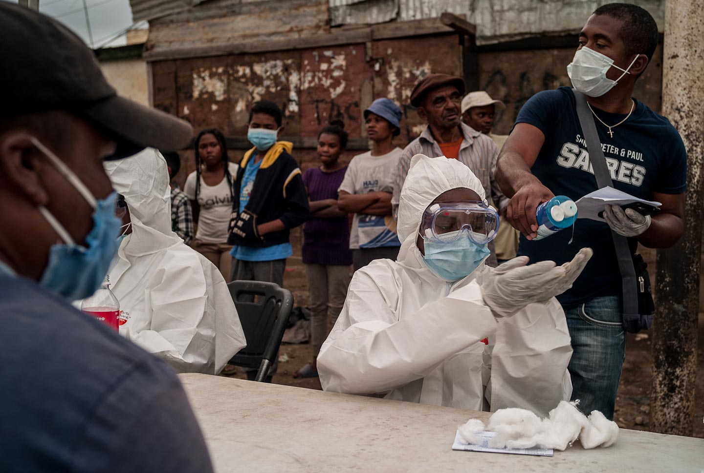 COVID-19 testing in Madagascar. Copyright: World Bank / Henitsoa Rafalia, CC BY-NC-ND 2.0