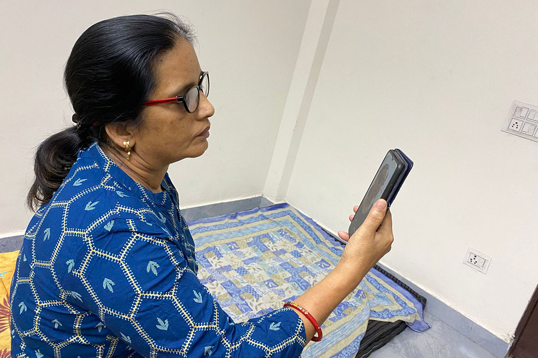 Poonam, a diabetic patient opting for teleconsultation. Credit: Aayushi Shukla