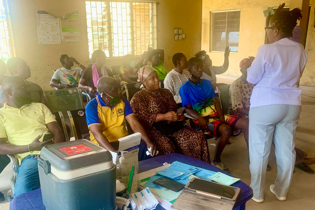 L'infirmière Omotolani Solarin lors d’une séance d’information sur la COVID longue.