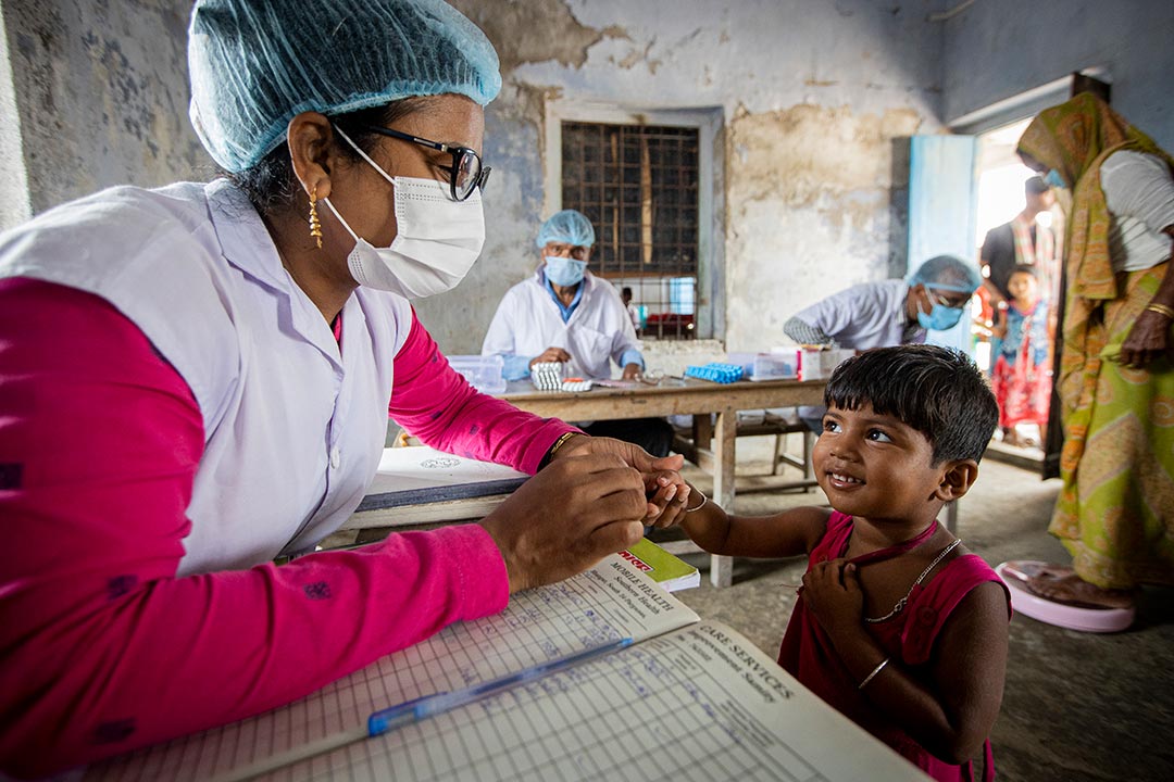 A young girl waiting for her zerodose vaccination in the Sunderbarn, India. Gavi/2022/Benedikt v.Loebell