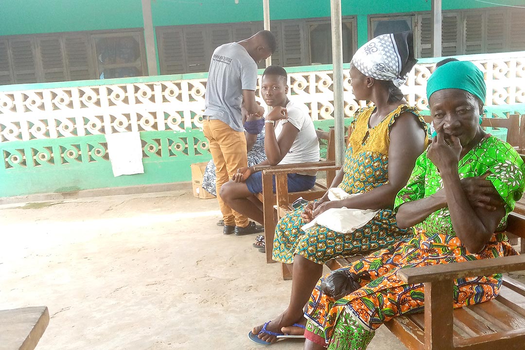 Vaccination in progress at Jukwa, a suburb of Cape Coast. Credit: Lisa Adu Poku