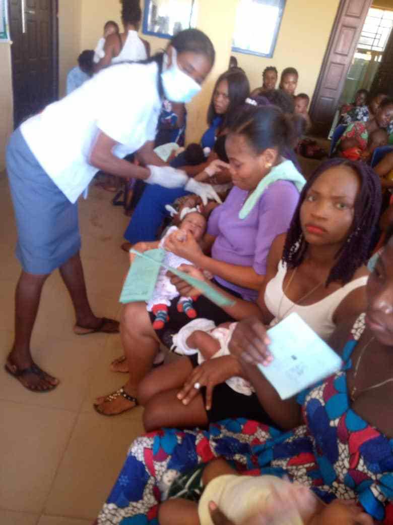 Women at Echieba PHC. Credit: Chioma Obinna