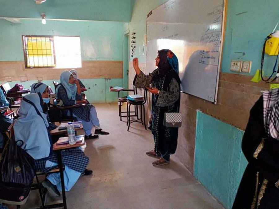 Girls take physics class at Herald Citi school, Karachi. Photo: Saadeqa Khan
