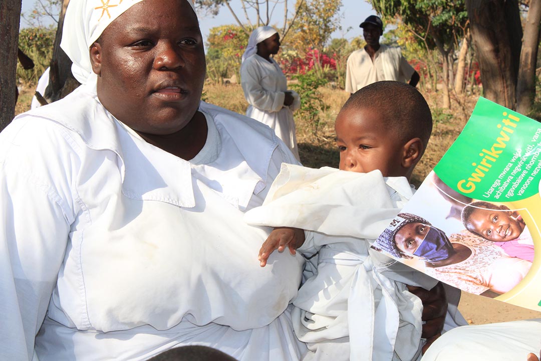 Female engagement meeting with Apostolic young mothers and mothers-in-law on measles immunisation in Epworth, south-east Harare. Image credit: AWET